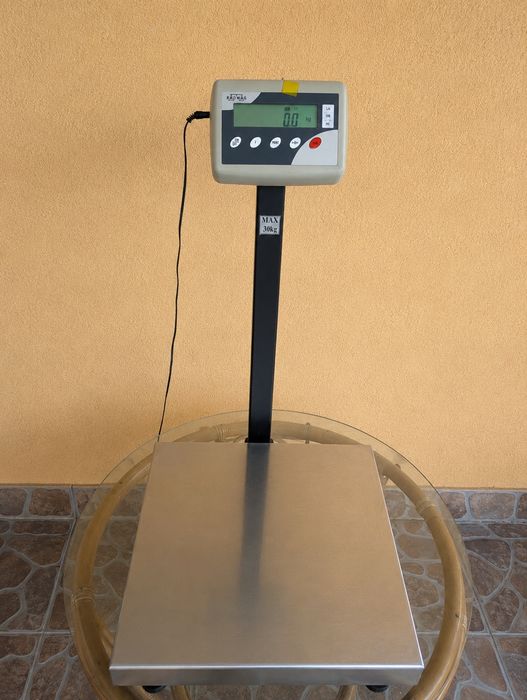 Waga platformowa Radwag do 30 kg mało uzywana