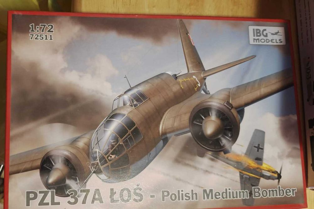PLZ 37 A Łoś model do sklejenia