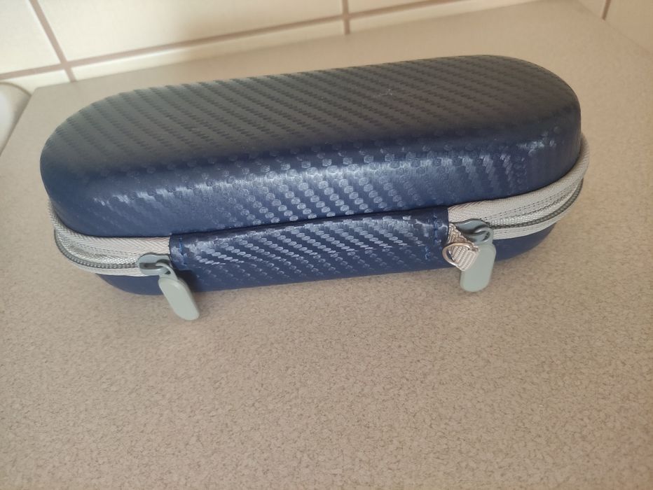 Etui na zamek na szczoteczkę