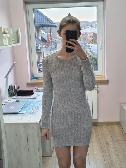 Szara sukienka krótka