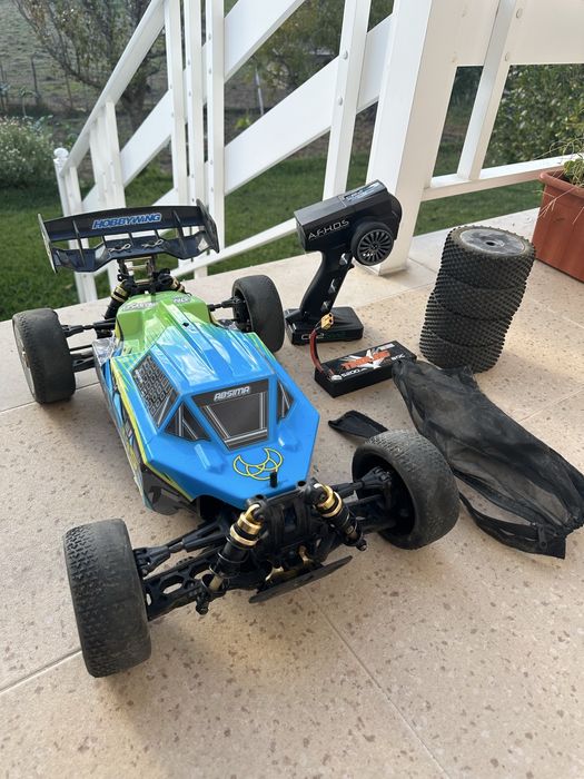 RC 1/8 - Buggy