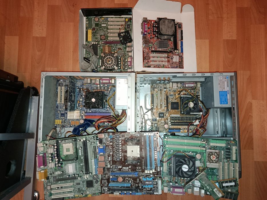 Детали для компьютера мат.платы, процессоры