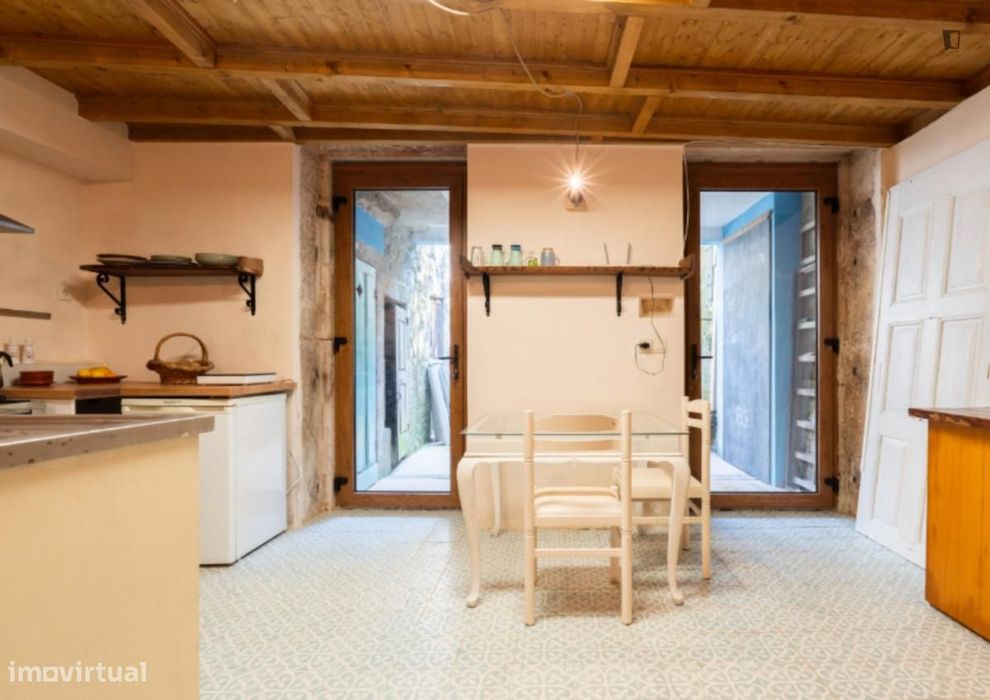Apartamento com 3 quartos - localizado em Bonfim Porto