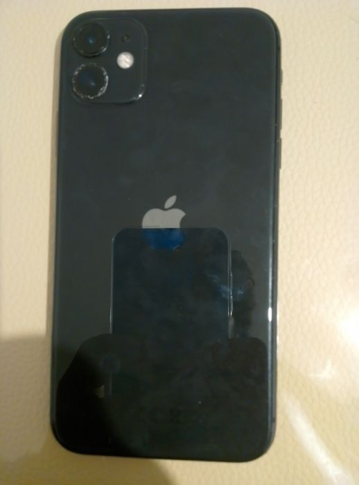 iPhone 11 64GB Preto como novo
