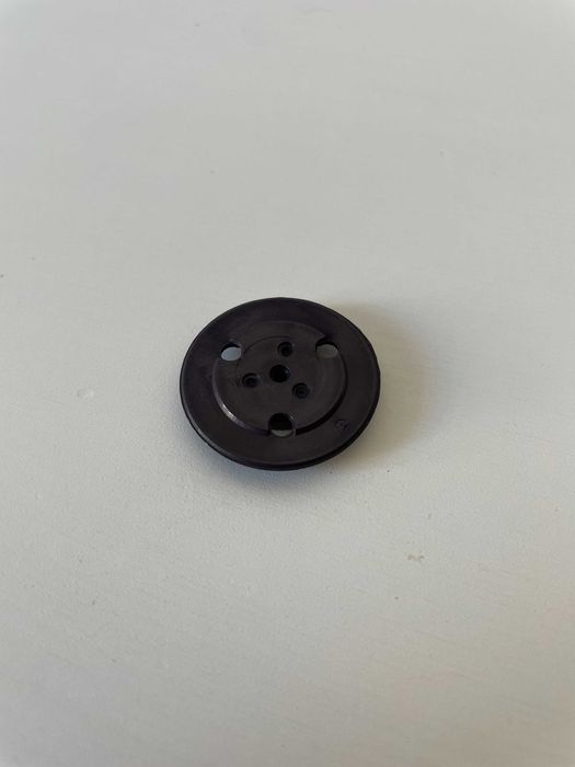 Lote 2 Spindle Hub PS1 / PS One (Leitor CD) - 1 Novo + 1 p/ Doador de Peças