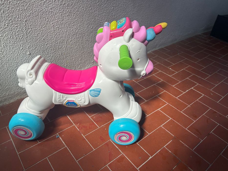 Carrinho de bebê + acessórios