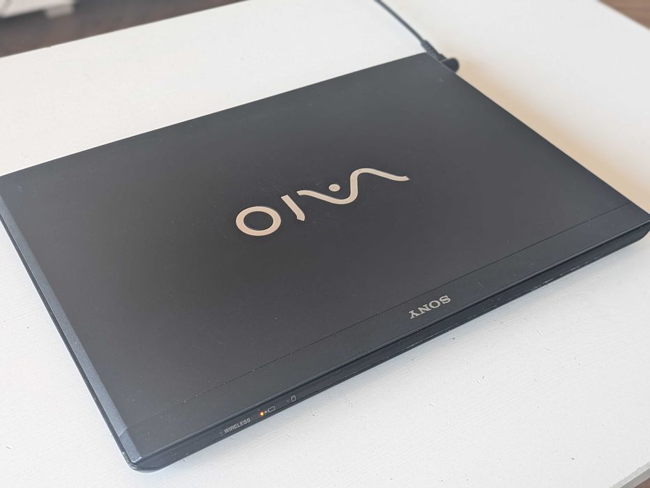 Sony svs13 czarny laptop super stan win10