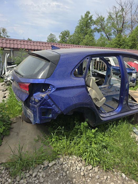 Hyundai elantra i30 Четверть правая задняя.