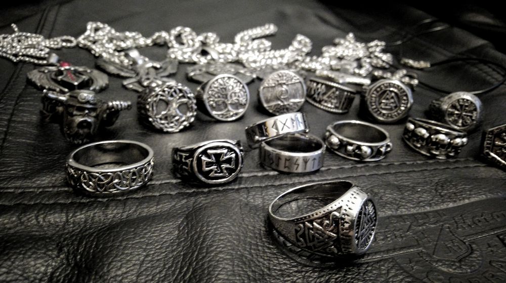 Valknut węzeł wojowników serce Hrungnira sygnet pierścień wikinga runy