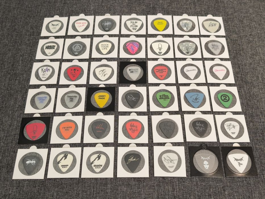 Медиаторы Slayer, Metallica, Korn, Black Sabbath, Judas Priest, Sodom.