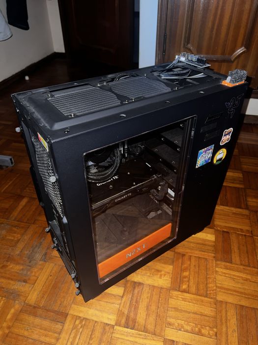 Computador gaming (Torre)