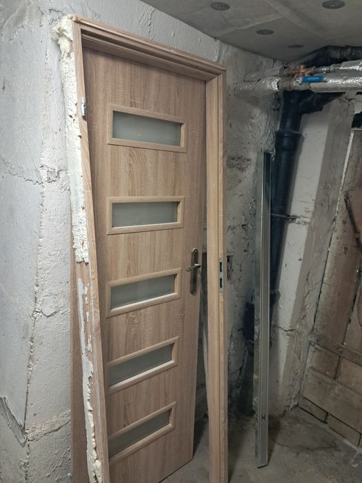 ościeżnica 79cm  stan b.dobry
