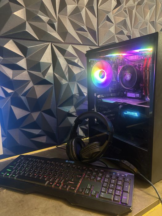 Komputer Gamingowy Ryzen 5 5600/RTX 3060 12GB/16GB RAM/WIFI + Klawiatura rgb + Słuchawki