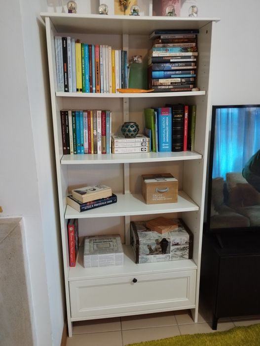 Móvel estante IKEA 165 x 75,5 x 33,5 cm