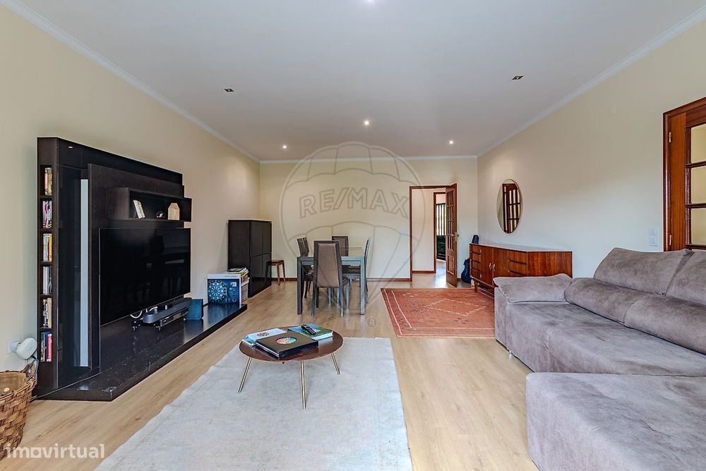 T4 Detached House for Sale