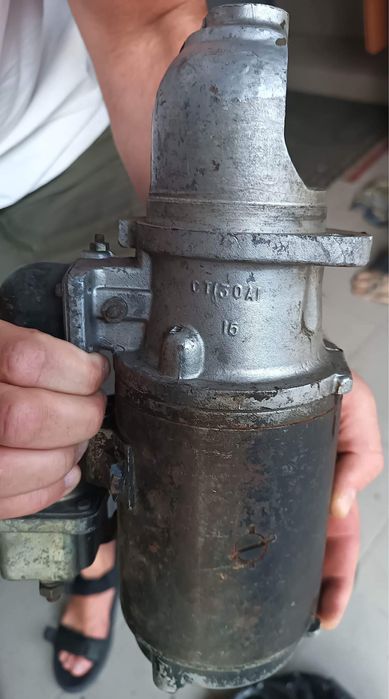 UAZ - rozrusznik kompletny nowy