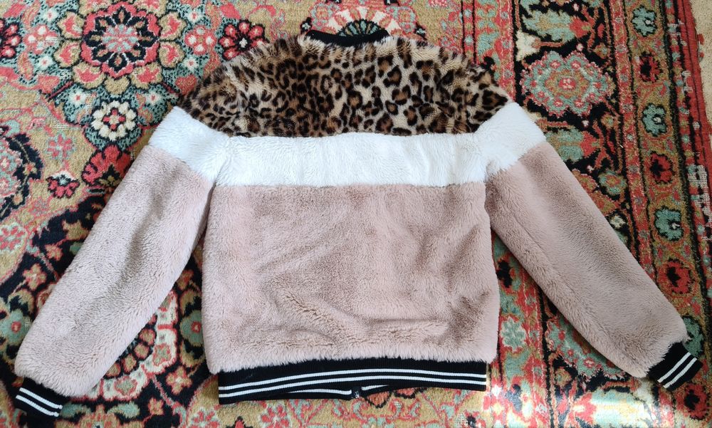 Бомбер для девочки