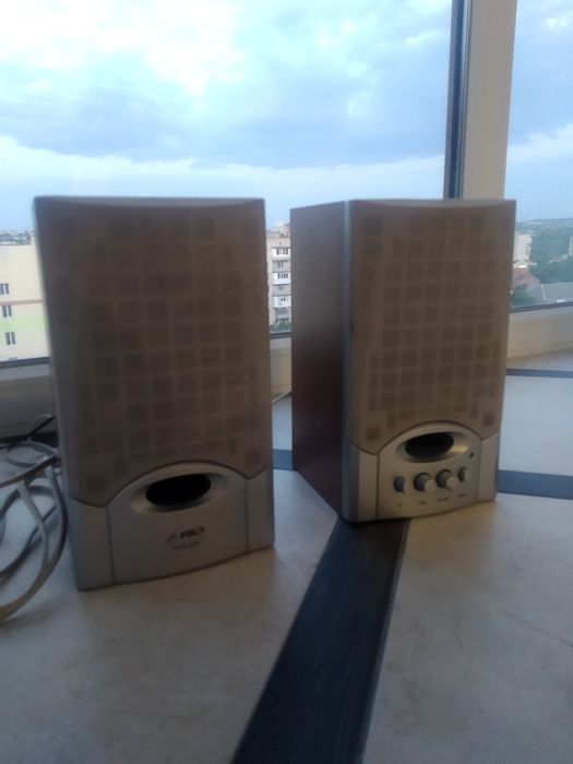 Продам колонки SPS-606.
