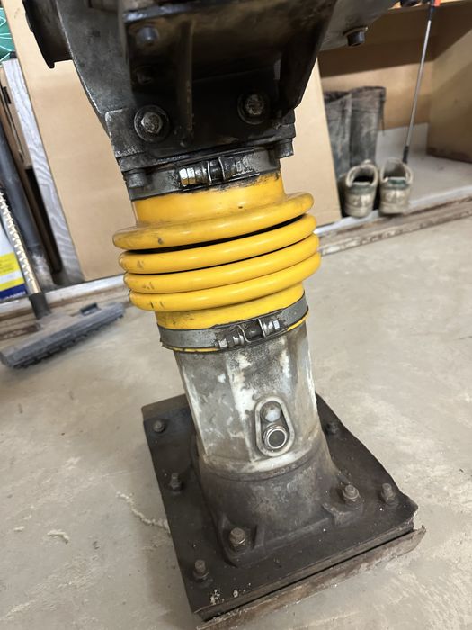 Вібронога VITALS