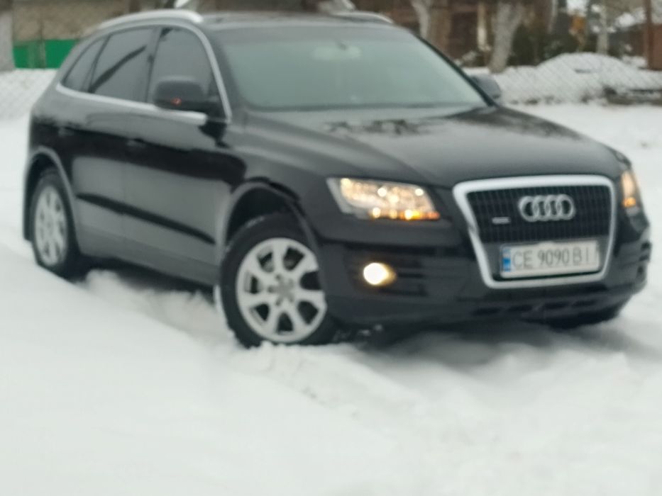 Продам ауді Q5 2010 року