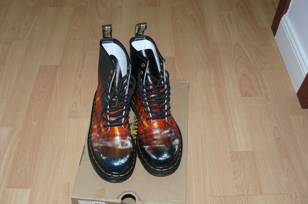 skorzane nowe glany dr martens 1460 tartan roz37