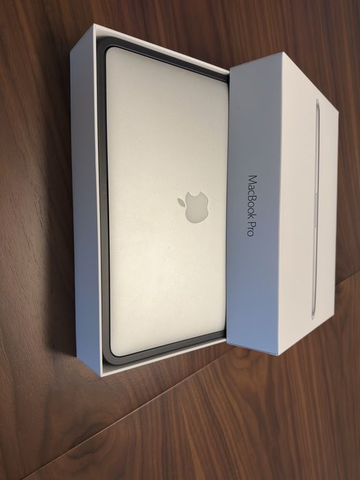 MacBook Pro 13” Retina 2014- i5 3.1GHz , 8GB RAM , SSD 500GB