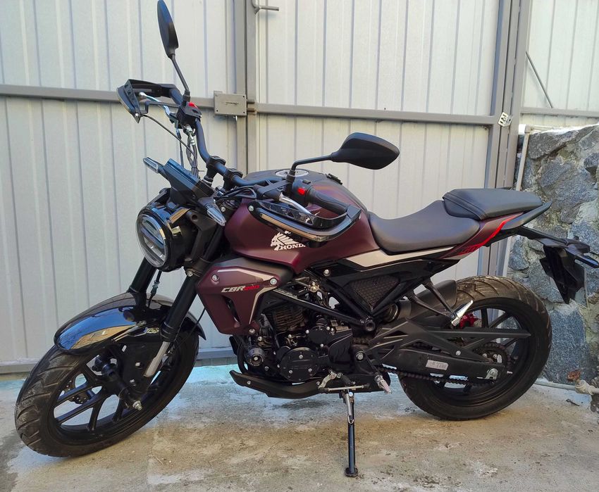 Мотоцикл Naked Rider CB250R