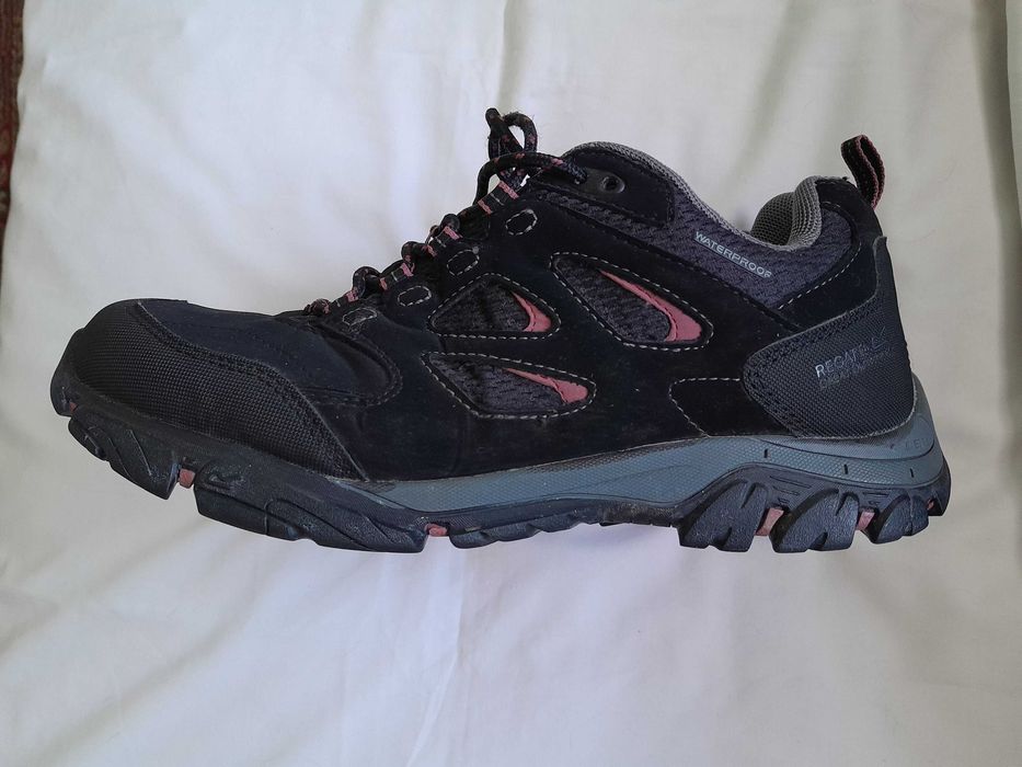 Sprzedam damskie buty trekkingowe Regatta Lady Holcombe IEP Low.