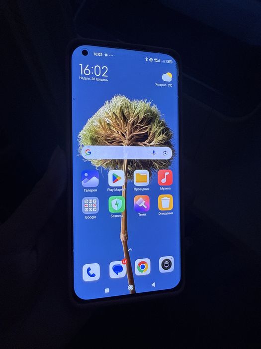 Xiaomi Mi 11 (модель M2011K2G), 8/256 ГБ