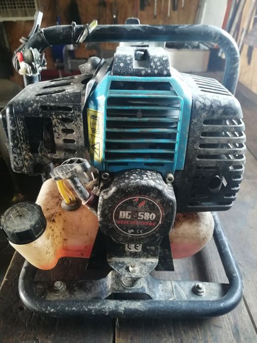 Pompa spalinowa do wody