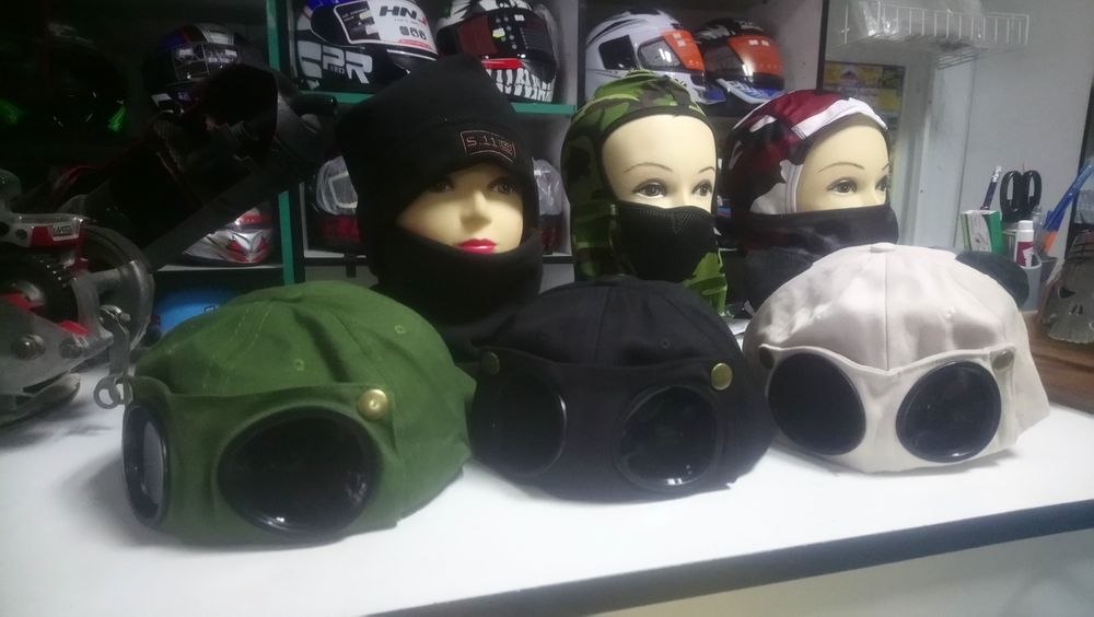 Кепка з окулярами, бейсболка