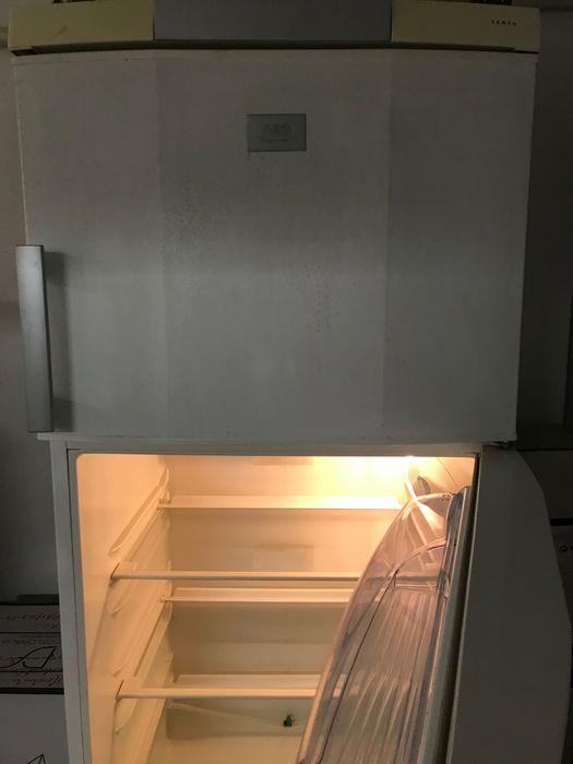 Frigorífico AEG duas portas