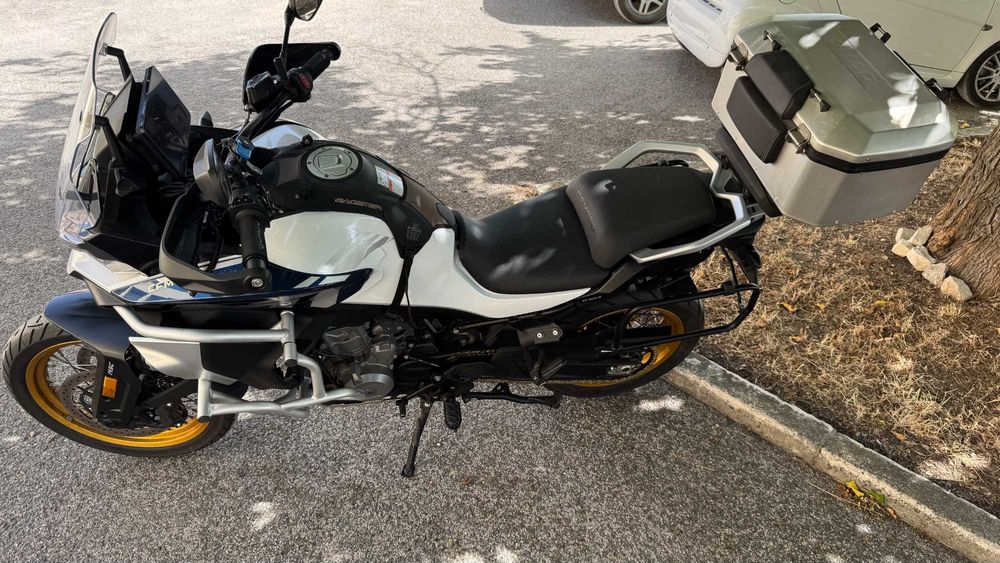 CFMOTO 800MT Explorer | 18.900 km | 3 Malas Shad Terra