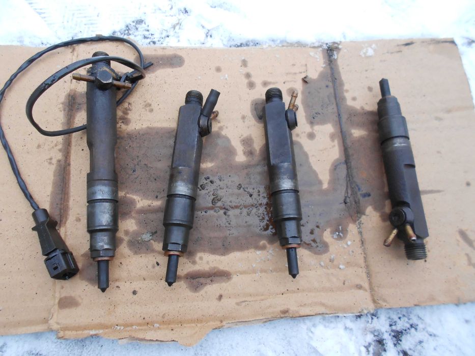 форсунки двигуна  т4