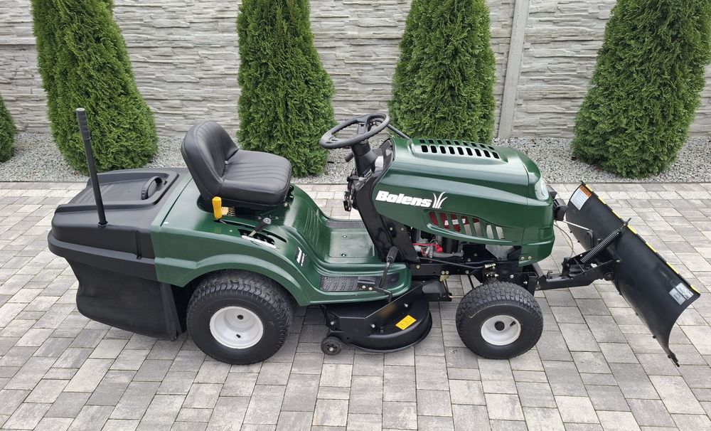 Traktorek Kosiarka MTD Bolens BL 135/92AT B&S 14.5 HP AUTOMAT PŁUG LED