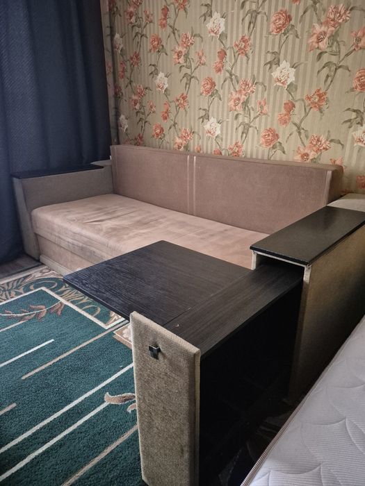 Продам диван  150/200 см
