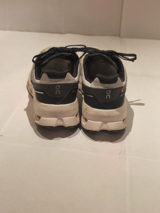 Oryginalne buty On Running Cloudtec