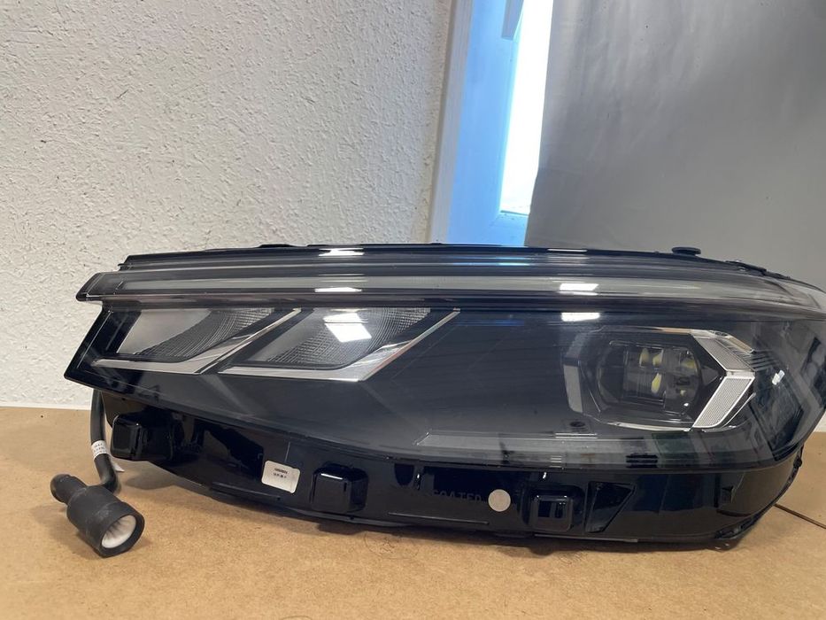 Volkswagen passat b9 lampa reflektor prawa lewa cała ful led 3j1941005