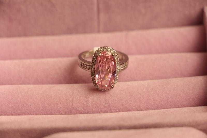 Набор кольцо, серьги, подвеска с розовыми фианитами размер 16 17