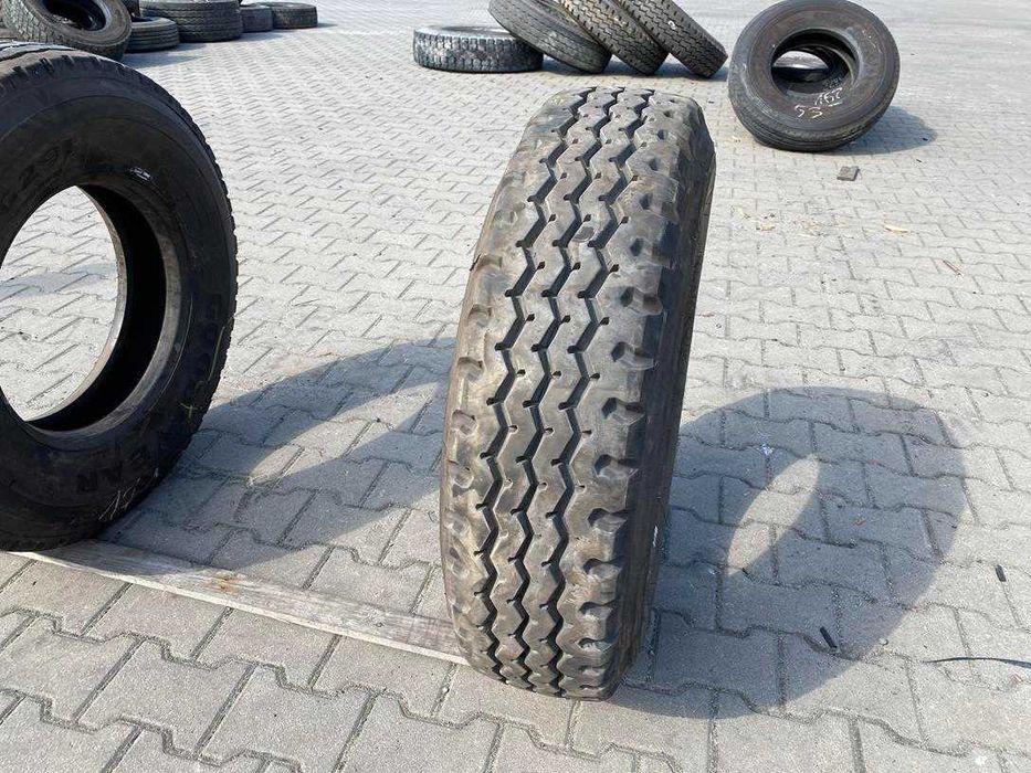 Opona używana prowadząca ciężarowa 9.5R17.5 MICHELIN XZY / 13-14mm