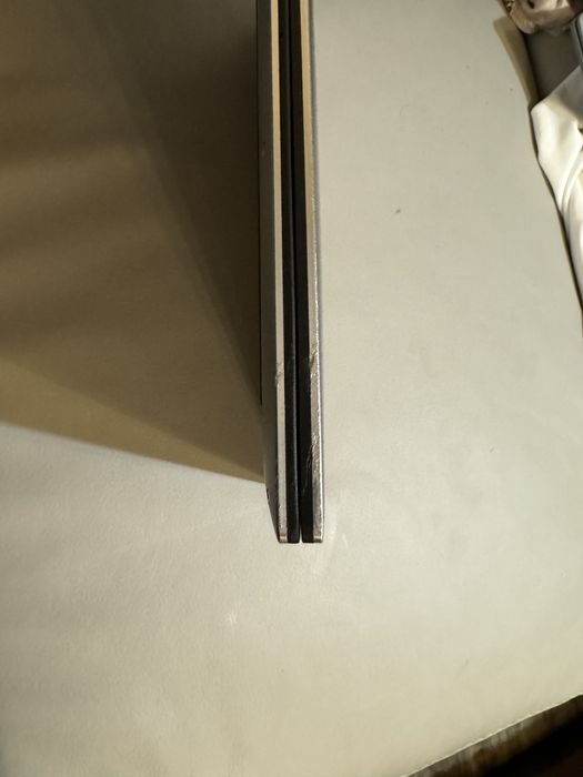 Dell XPS 13 9360 i7 / 8GB RAM / 256SSD