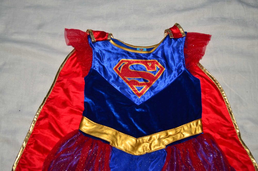 Платье с плащом SuperGirl 9-10y СуперДевушка костюм карнавальный образ
