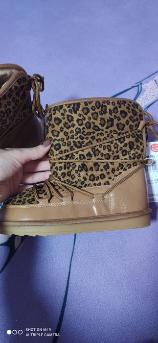 Продам нові зимові сапожки