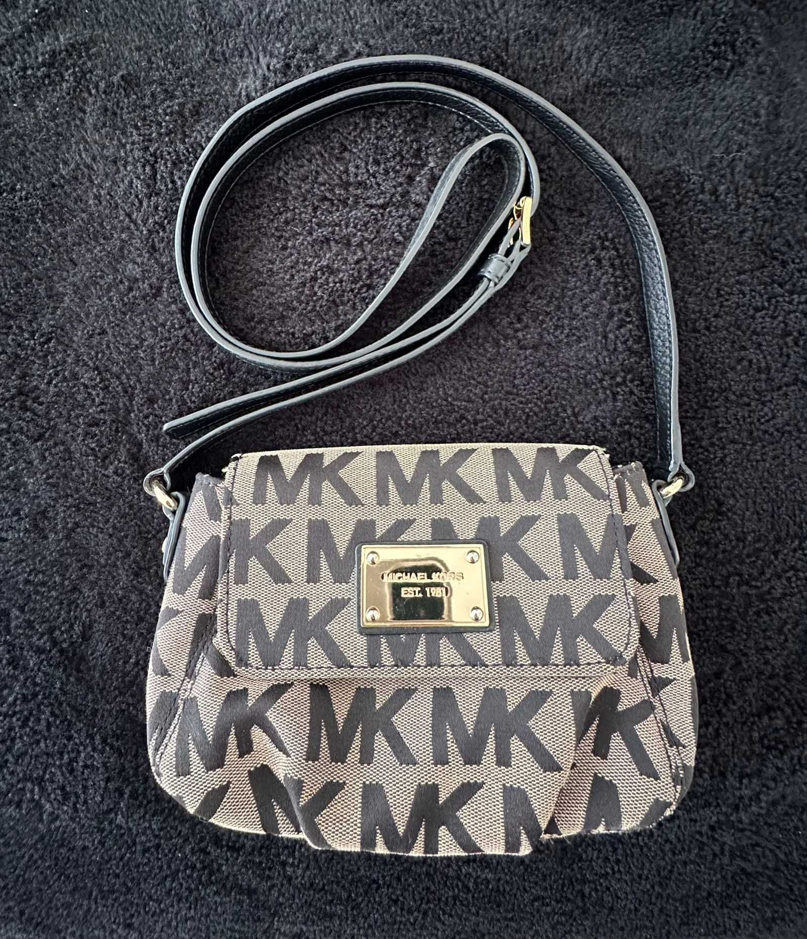 Michael Kors Jet Set ma a torebka MK Canvas Crossbody z USA monogram Bielsko Bia a OLX.pl