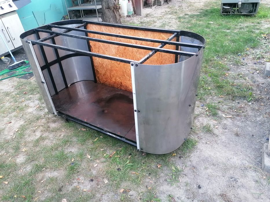 Wózek gastronomiczny duży.