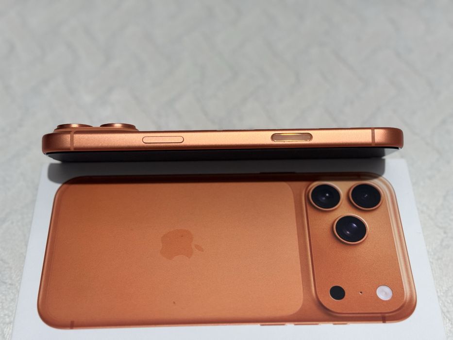 Iphone 17 pro max (Bateria 100%)