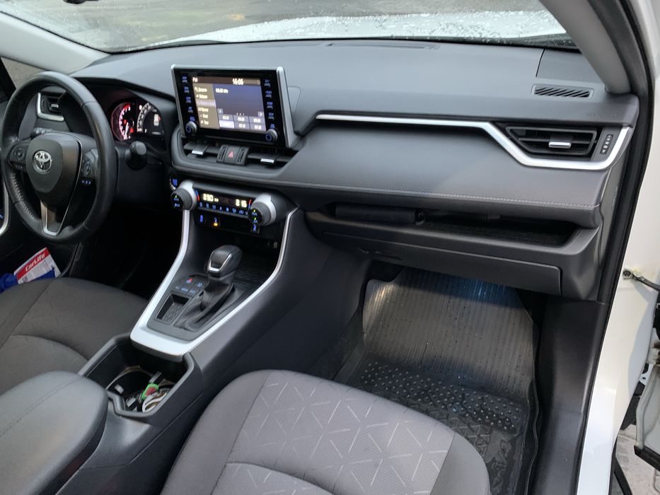 Toyota Rav 4 2021 р.в.