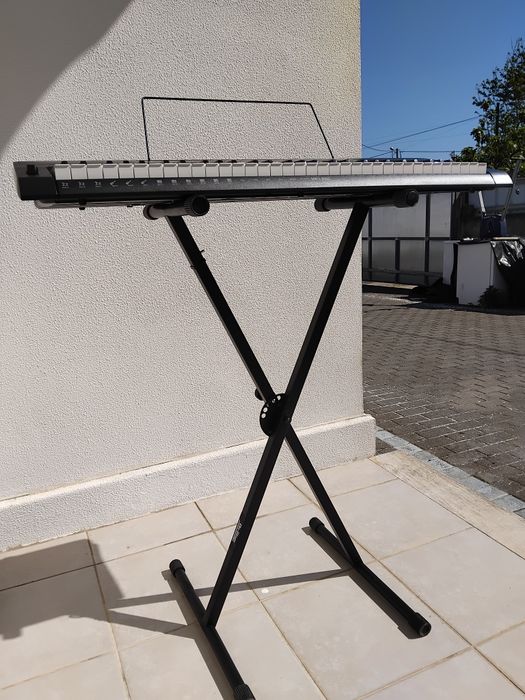 Teclado Casio CTK-3500 + suporte + adaptador