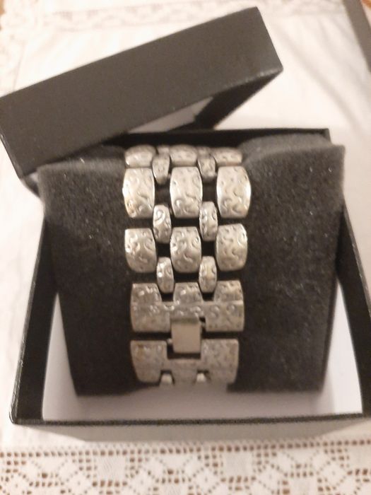 Pulseira prateada