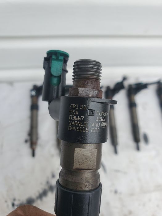 Peugeot 4007 2.2HDI 2006-2014 Форсунка Citroen C-Crosser